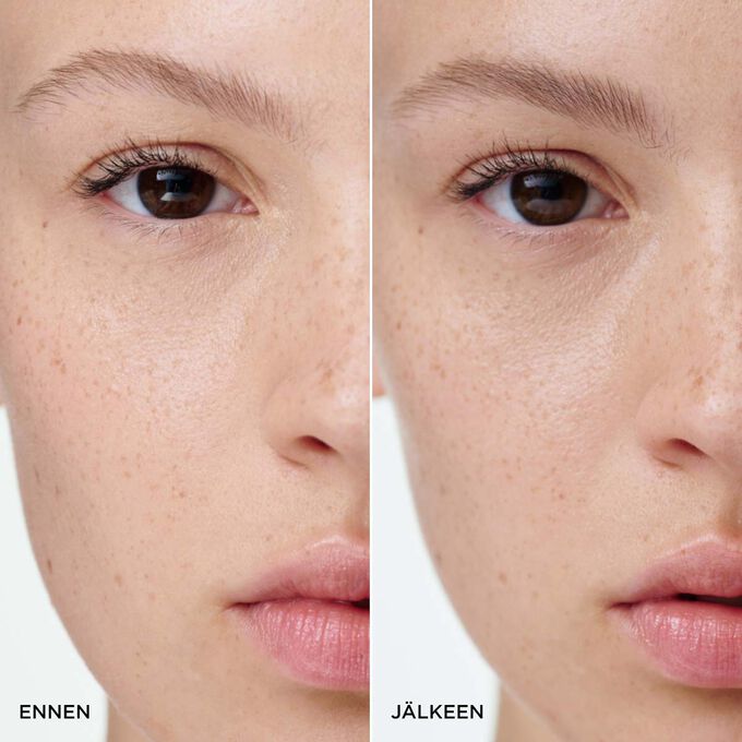 Ennen&ndash;j&auml;lkeen-kuva naisen kulmista Clarins Light Brown Tinted Brow Gel -kulmageelin k&auml;yt&ouml;n j&auml;lkeen, joka n&auml;ytt&auml;&auml; t&auml;ytel&auml;isemm&auml;t, selke&auml;mmin m&auml;&auml;ritellyt ja luonnolliset tulokset.