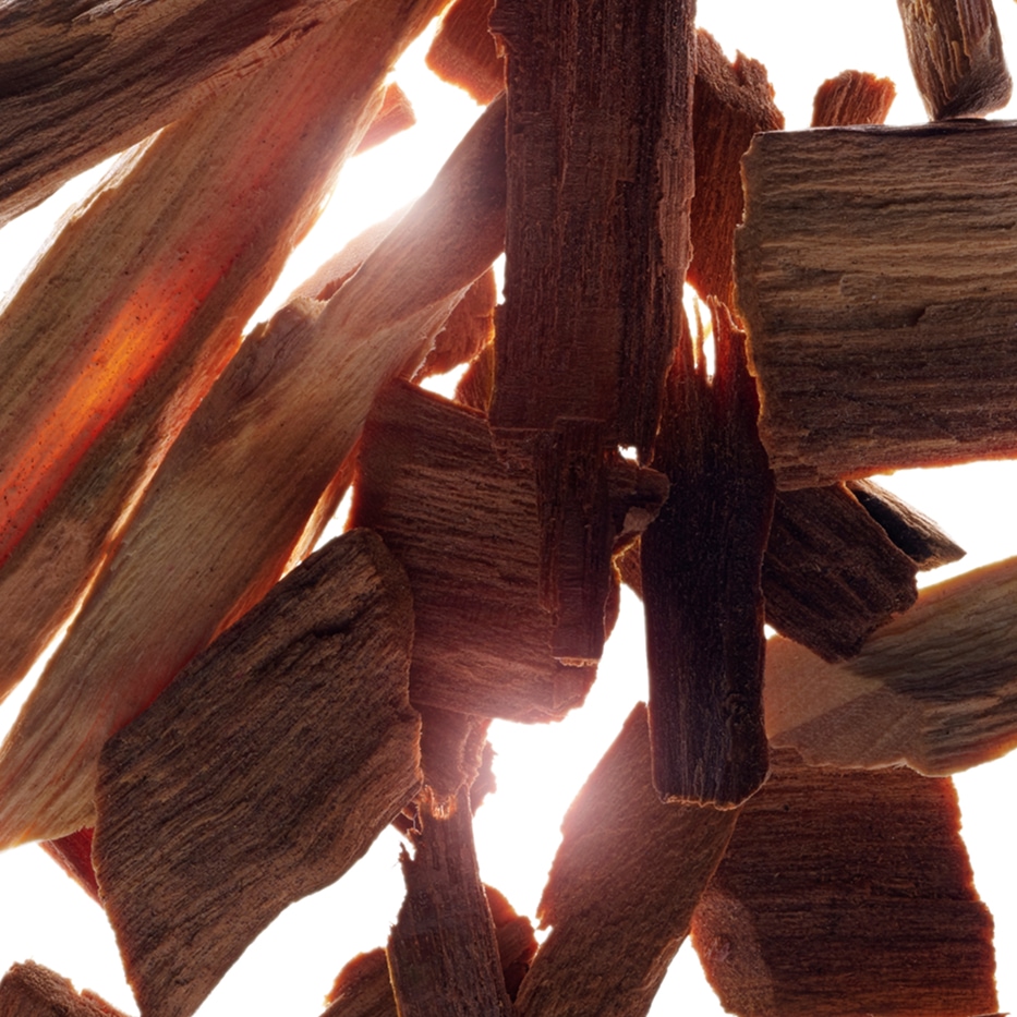 Santelma-Sandalwood eteerinen öljy-Santalum album (sandalwood) oil